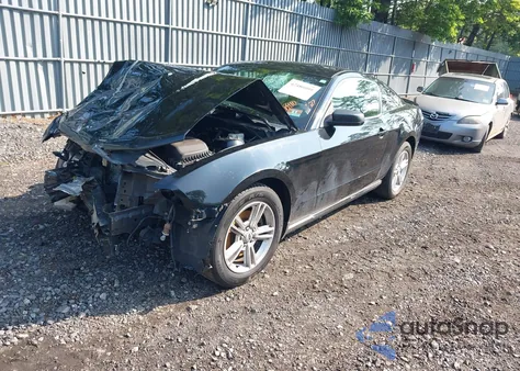 2012 Ford Mustang V6 z USA, uszkodzony, nr VIN 1ZVBP8AM1C5288023